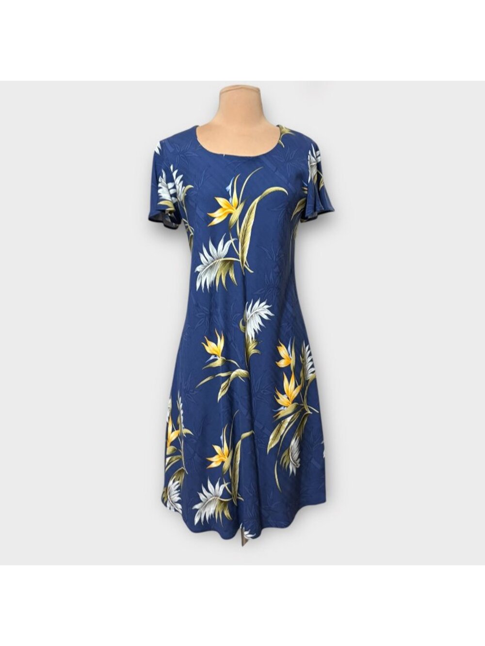 Paradise Found Hawaiian Mini Dress M Made in USA Floral Blue Multi Vintage EUC